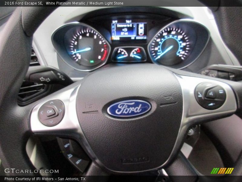 White Platinum Metallic / Medium Light Stone 2016 Ford Escape SE