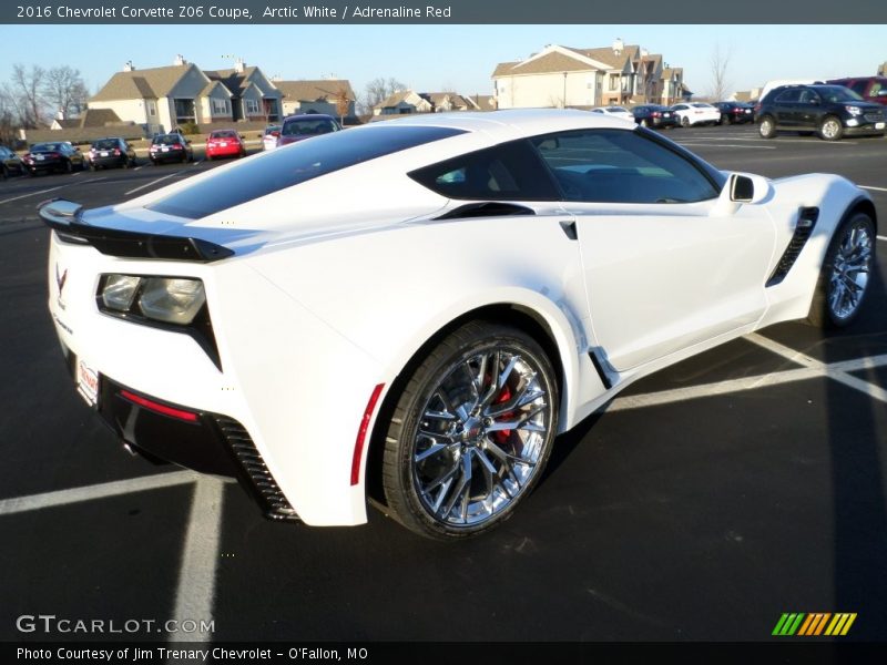 Arctic White / Adrenaline Red 2016 Chevrolet Corvette Z06 Coupe