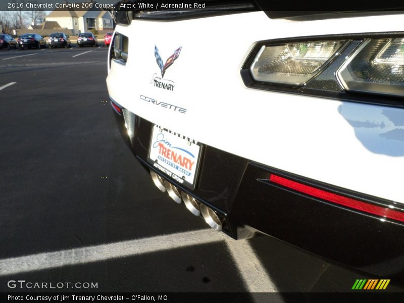 Arctic White / Adrenaline Red 2016 Chevrolet Corvette Z06 Coupe