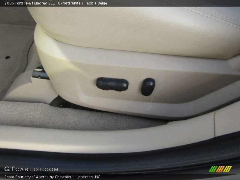 Oxford White / Pebble Beige 2006 Ford Five Hundred SEL