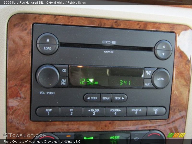 Oxford White / Pebble Beige 2006 Ford Five Hundred SEL