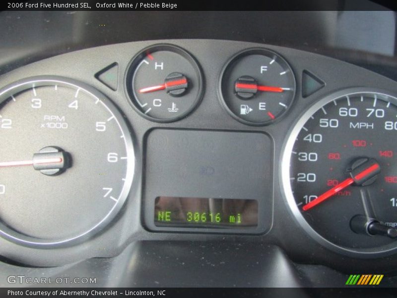 Oxford White / Pebble Beige 2006 Ford Five Hundred SEL