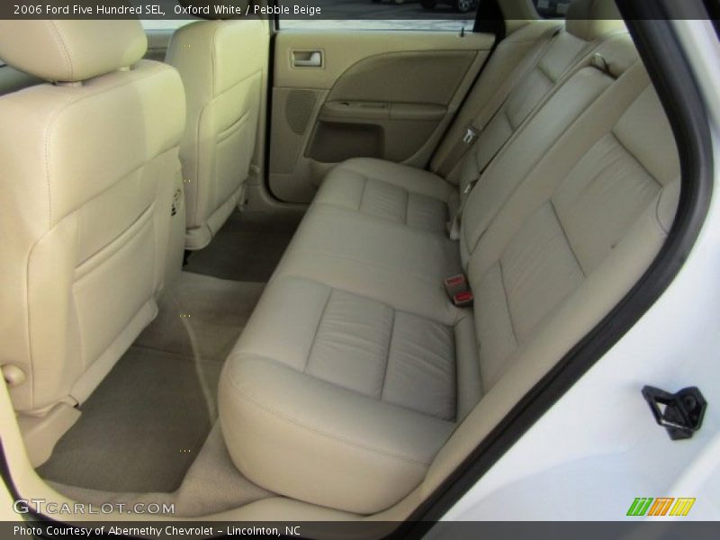 Oxford White / Pebble Beige 2006 Ford Five Hundred SEL