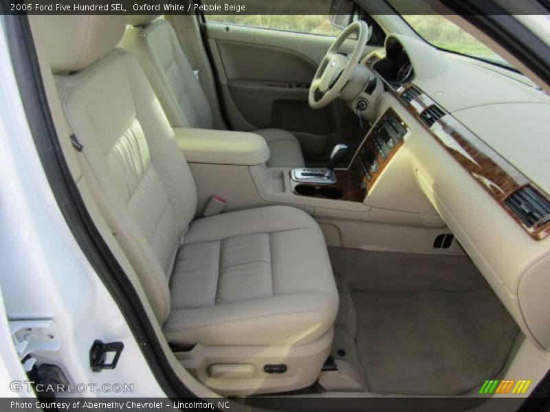 Oxford White / Pebble Beige 2006 Ford Five Hundred SEL