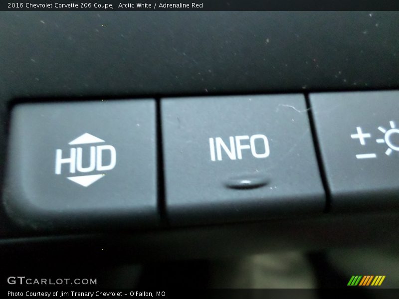 Arctic White / Adrenaline Red 2016 Chevrolet Corvette Z06 Coupe