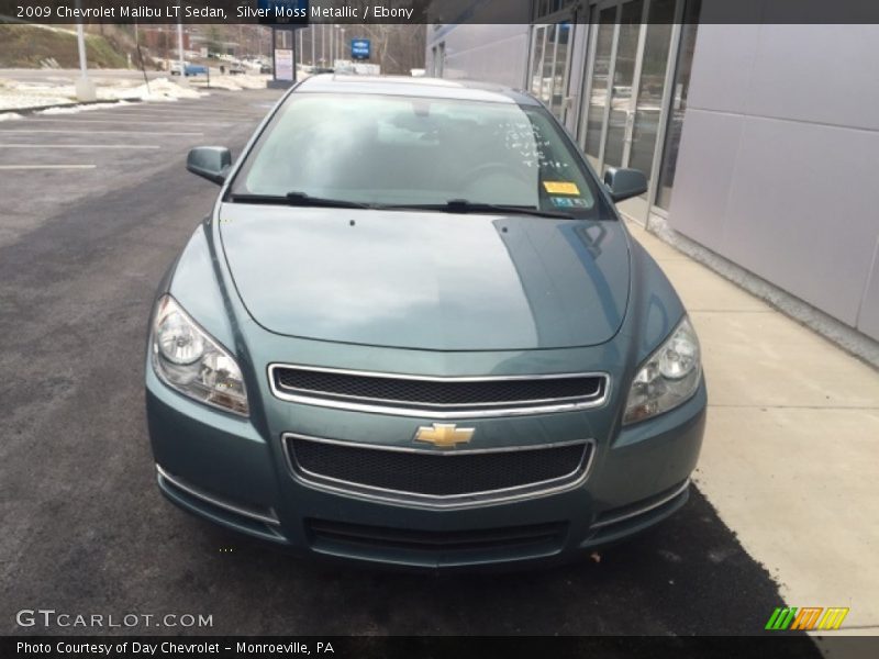 Silver Moss Metallic / Ebony 2009 Chevrolet Malibu LT Sedan