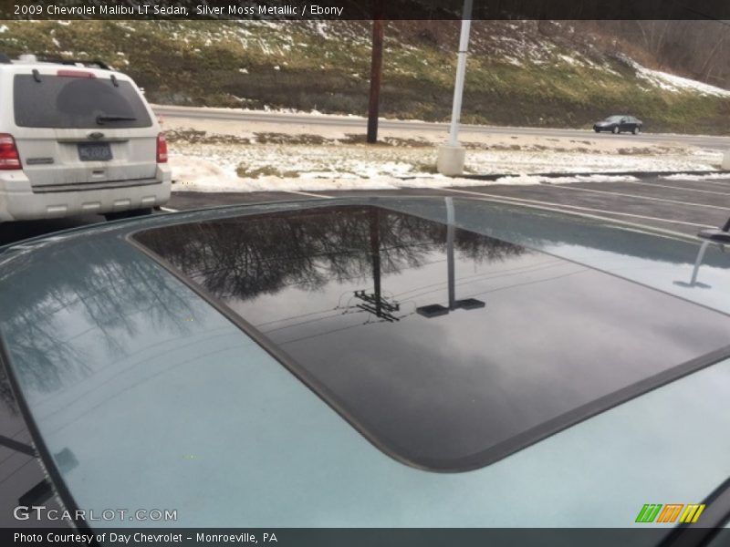 Silver Moss Metallic / Ebony 2009 Chevrolet Malibu LT Sedan