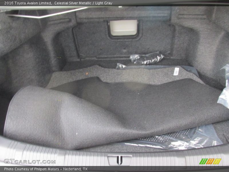  2016 Avalon Limited Trunk