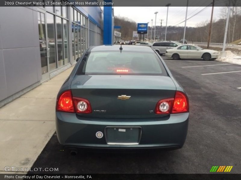 Silver Moss Metallic / Ebony 2009 Chevrolet Malibu LT Sedan