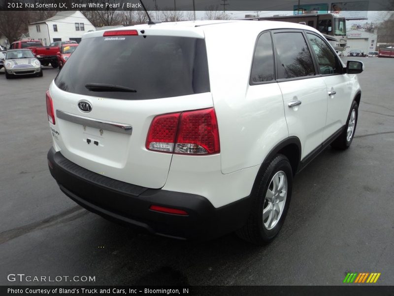 Snow White Pearl / Black 2012 Kia Sorento LX