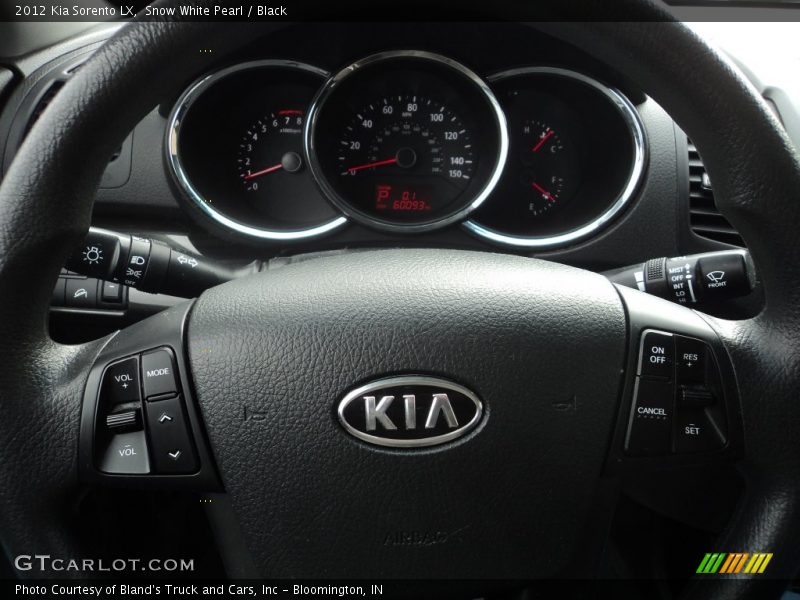 Snow White Pearl / Black 2012 Kia Sorento LX