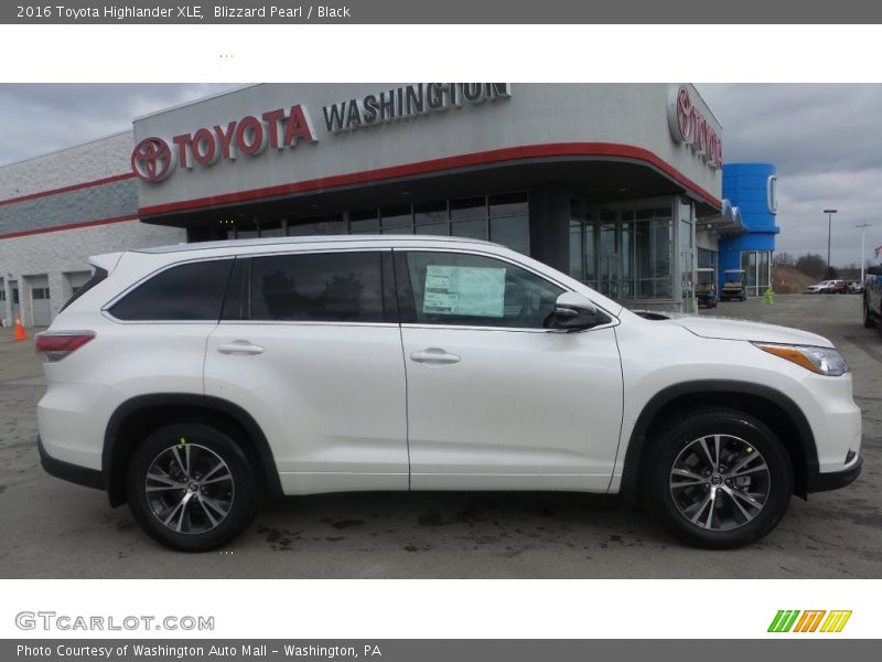 Blizzard Pearl / Black 2016 Toyota Highlander XLE