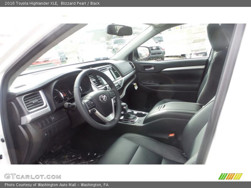 Blizzard Pearl / Black 2016 Toyota Highlander XLE