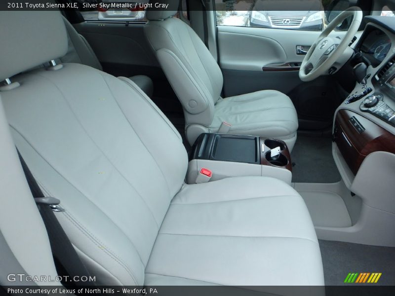 Silver Sky Metallic / Light Gray 2011 Toyota Sienna XLE