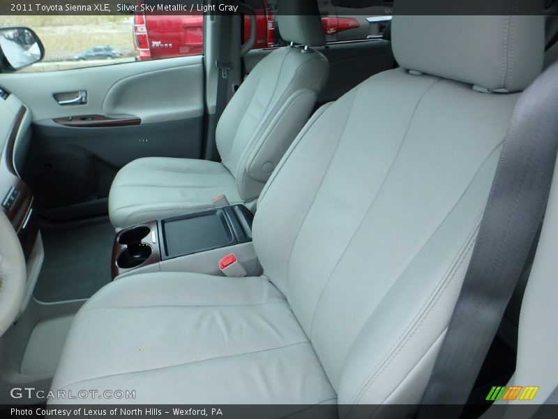 Silver Sky Metallic / Light Gray 2011 Toyota Sienna XLE