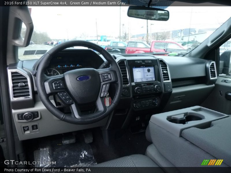 Dashboard of 2016 F150 XLT SuperCrew 4x4