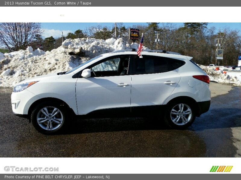 Cotton White / Taupe 2013 Hyundai Tucson GLS