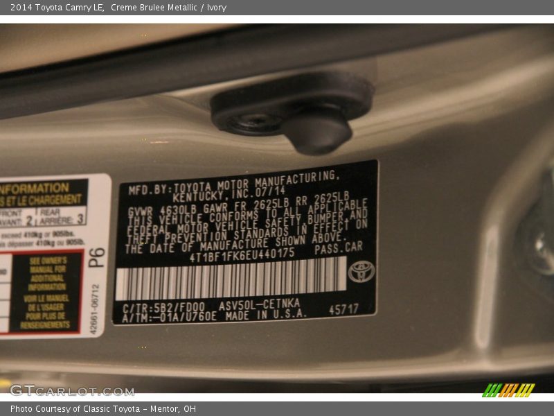 Creme Brulee Metallic / Ivory 2014 Toyota Camry LE