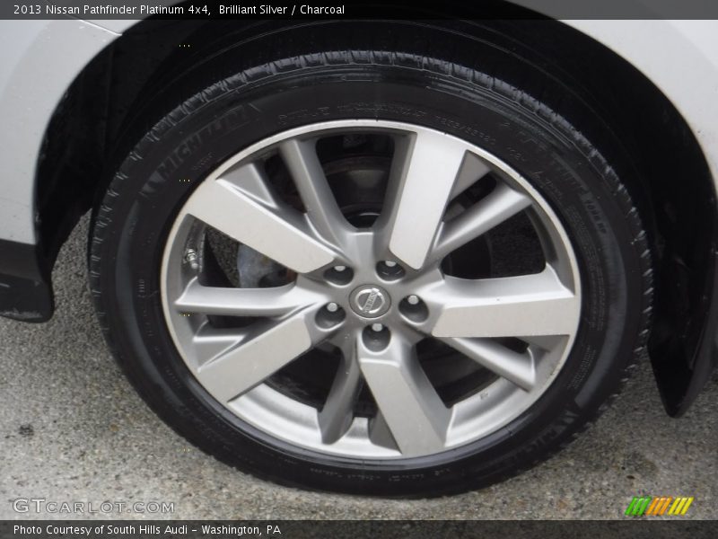 Brilliant Silver / Charcoal 2013 Nissan Pathfinder Platinum 4x4