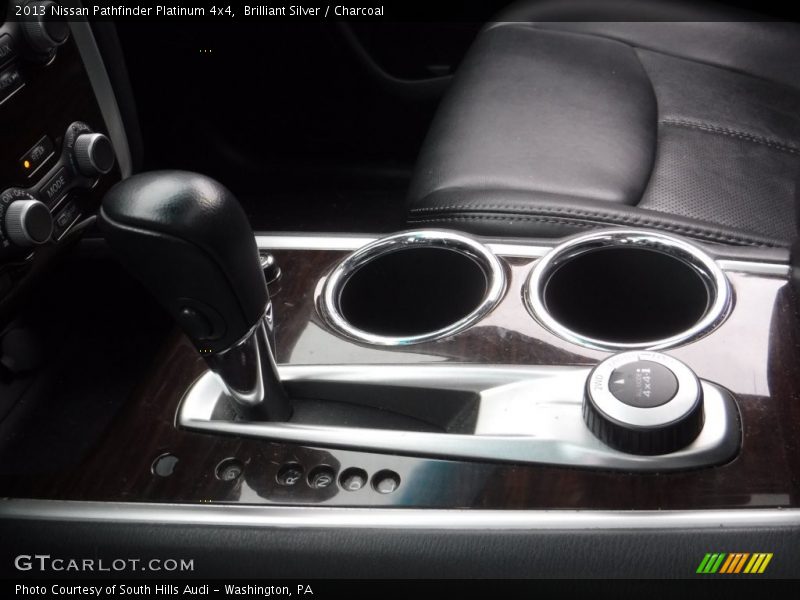 Brilliant Silver / Charcoal 2013 Nissan Pathfinder Platinum 4x4