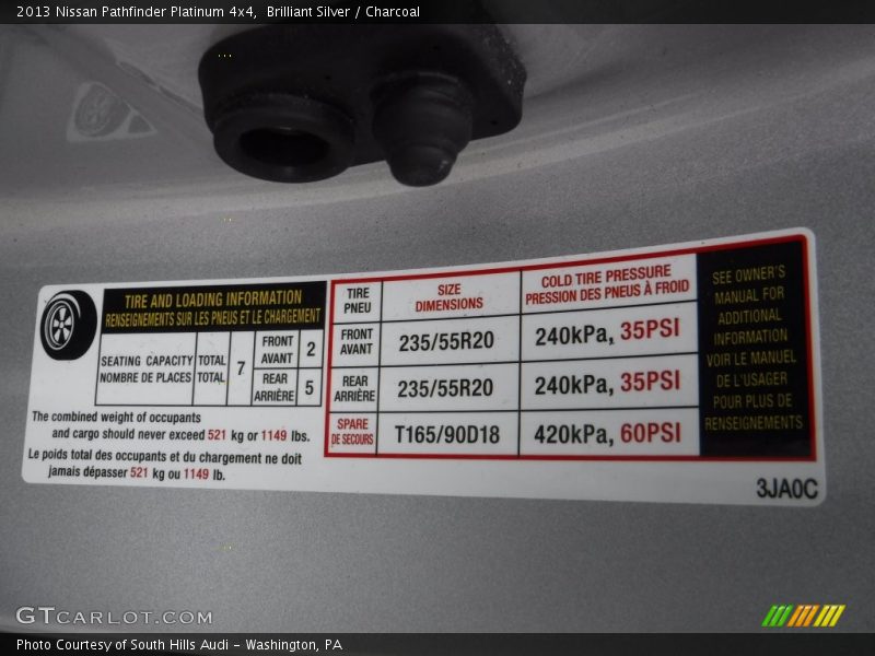 Brilliant Silver / Charcoal 2013 Nissan Pathfinder Platinum 4x4