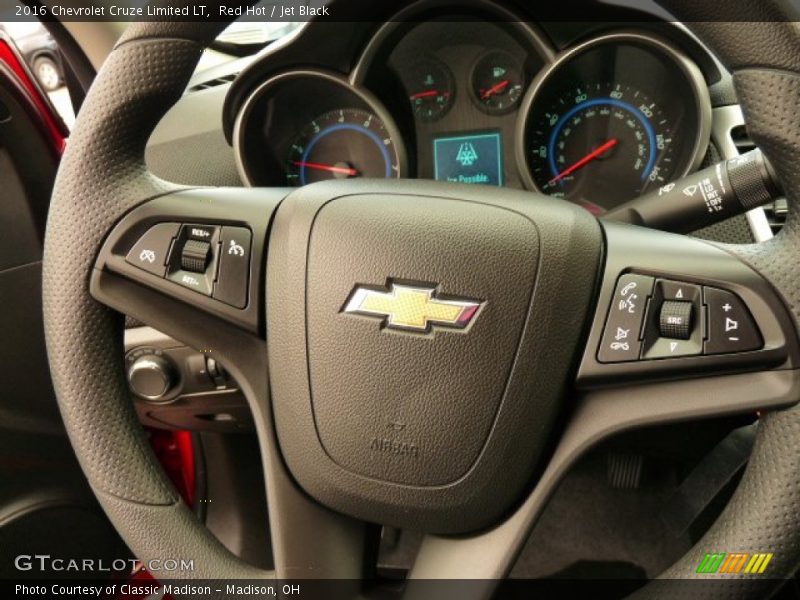 Red Hot / Jet Black 2016 Chevrolet Cruze Limited LT