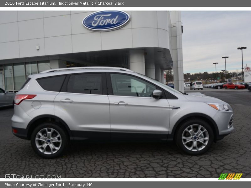 Ingot Silver Metallic / Charcoal Black 2016 Ford Escape Titanium