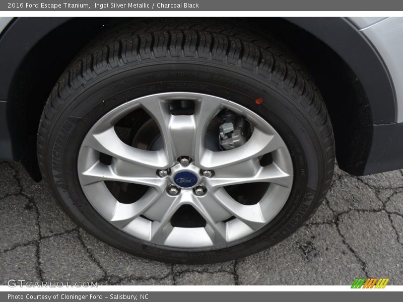 Ingot Silver Metallic / Charcoal Black 2016 Ford Escape Titanium