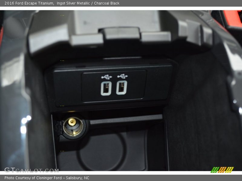 Ingot Silver Metallic / Charcoal Black 2016 Ford Escape Titanium