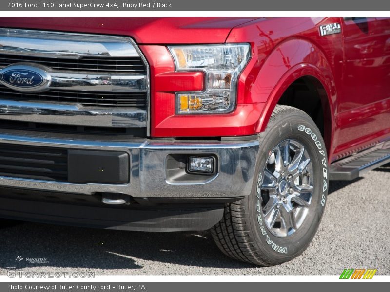 Ruby Red / Black 2016 Ford F150 Lariat SuperCrew 4x4