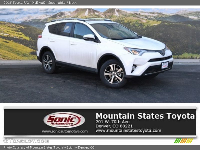 Super White / Black 2016 Toyota RAV4 XLE AWD