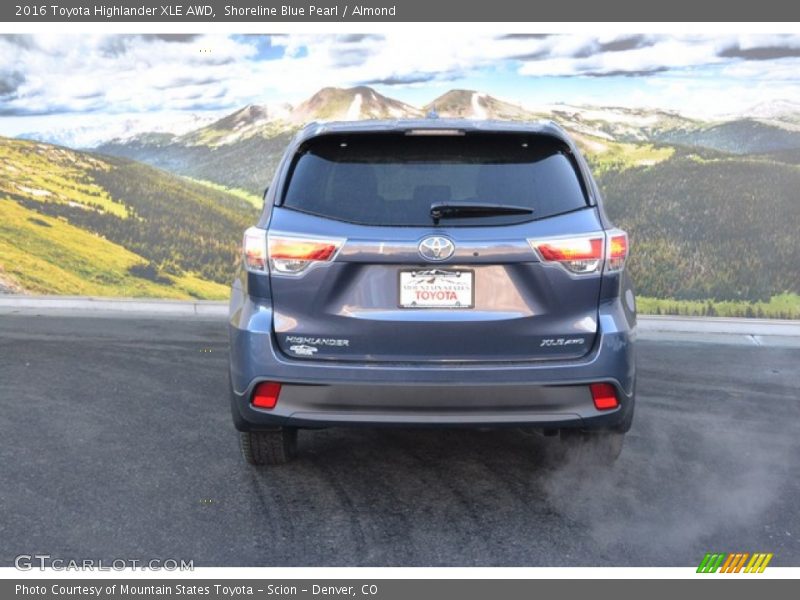 Shoreline Blue Pearl / Almond 2016 Toyota Highlander XLE AWD