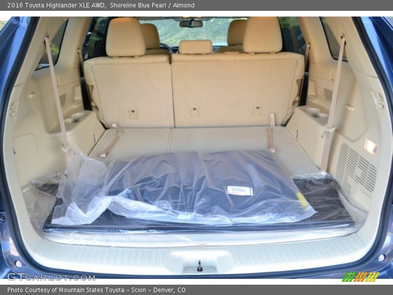 Shoreline Blue Pearl / Almond 2016 Toyota Highlander XLE AWD