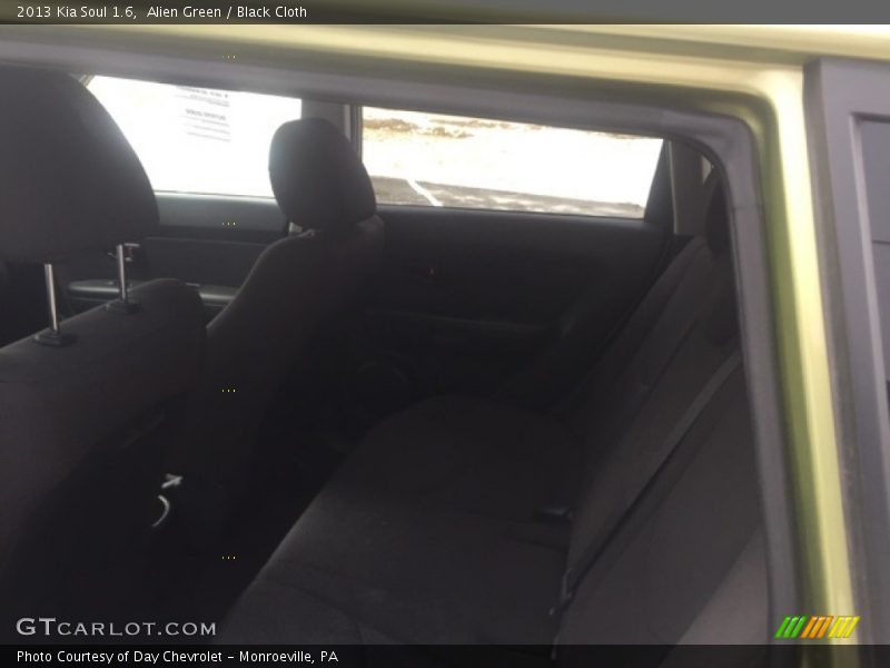 Alien Green / Black Cloth 2013 Kia Soul 1.6