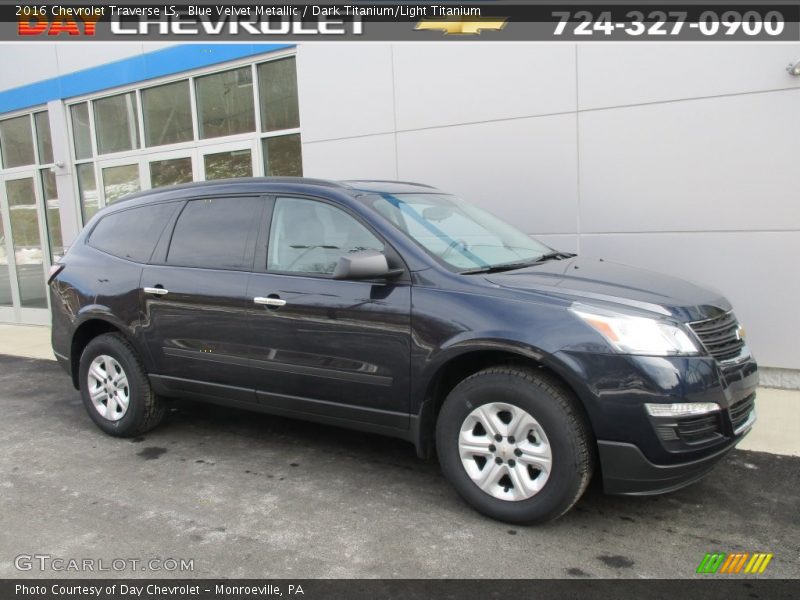 Blue Velvet Metallic / Dark Titanium/Light Titanium 2016 Chevrolet Traverse LS