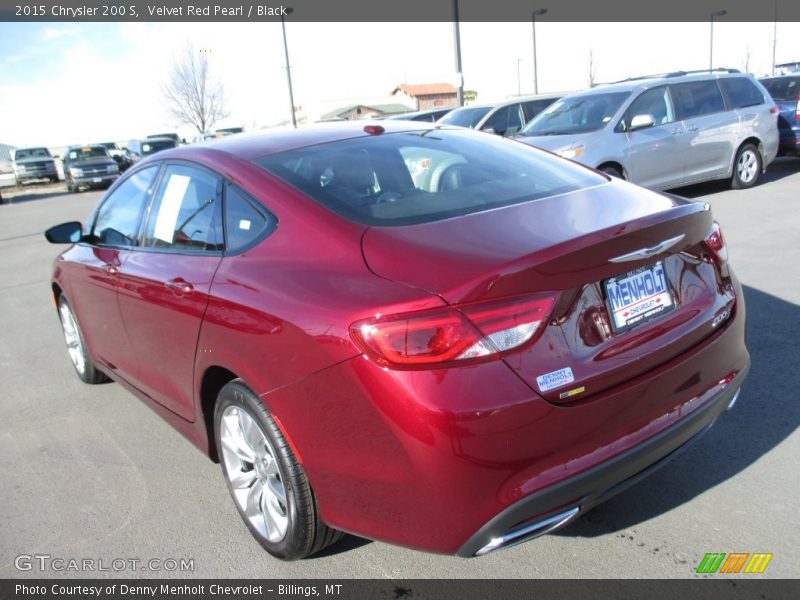 Velvet Red Pearl / Black 2015 Chrysler 200 S