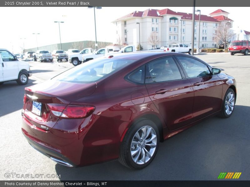 Velvet Red Pearl / Black 2015 Chrysler 200 S