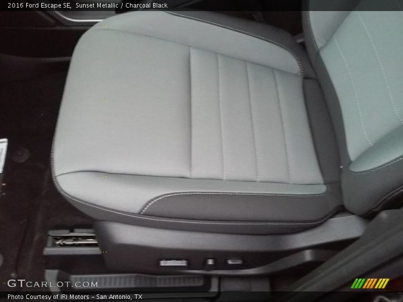 Sunset Metallic / Charcoal Black 2016 Ford Escape SE