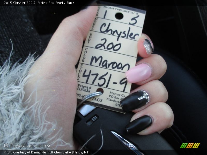 Velvet Red Pearl / Black 2015 Chrysler 200 S