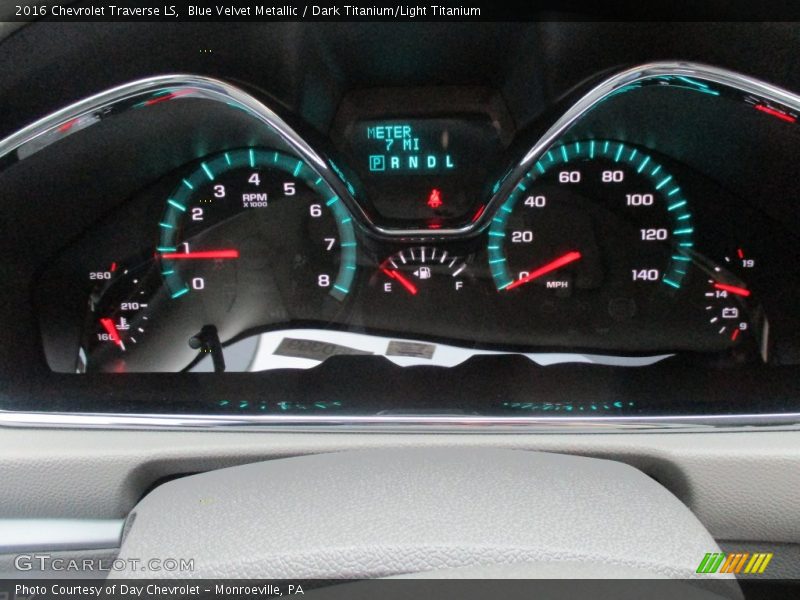 Blue Velvet Metallic / Dark Titanium/Light Titanium 2016 Chevrolet Traverse LS