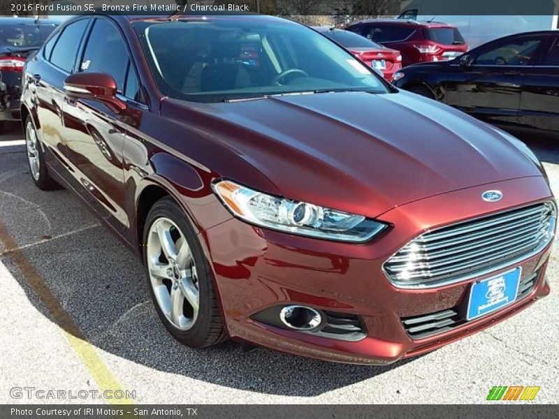 Bronze Fire Metallic / Charcoal Black 2016 Ford Fusion SE