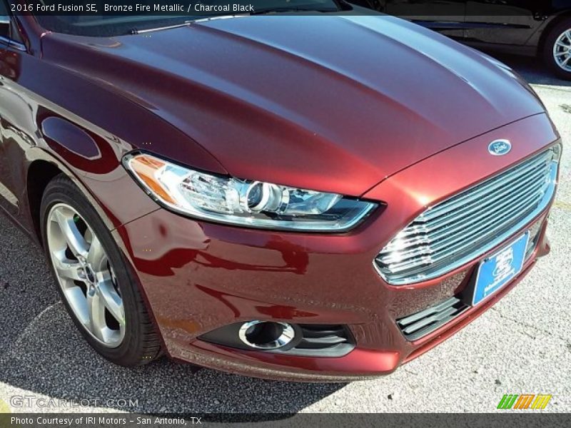 Bronze Fire Metallic / Charcoal Black 2016 Ford Fusion SE
