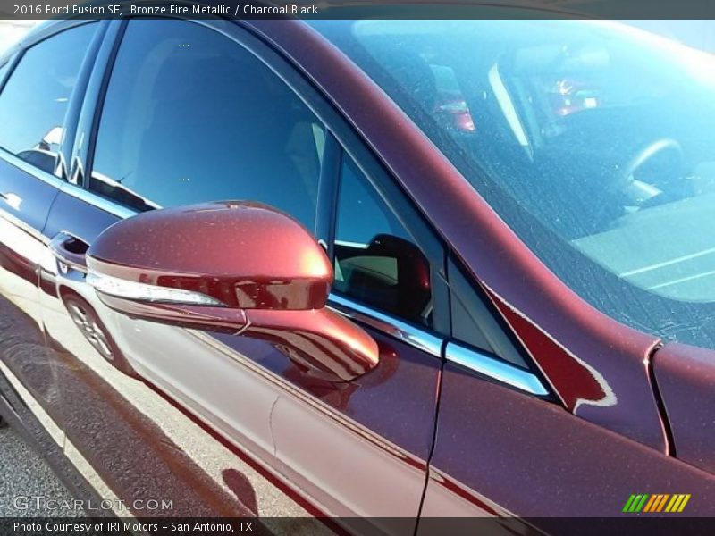 Bronze Fire Metallic / Charcoal Black 2016 Ford Fusion SE