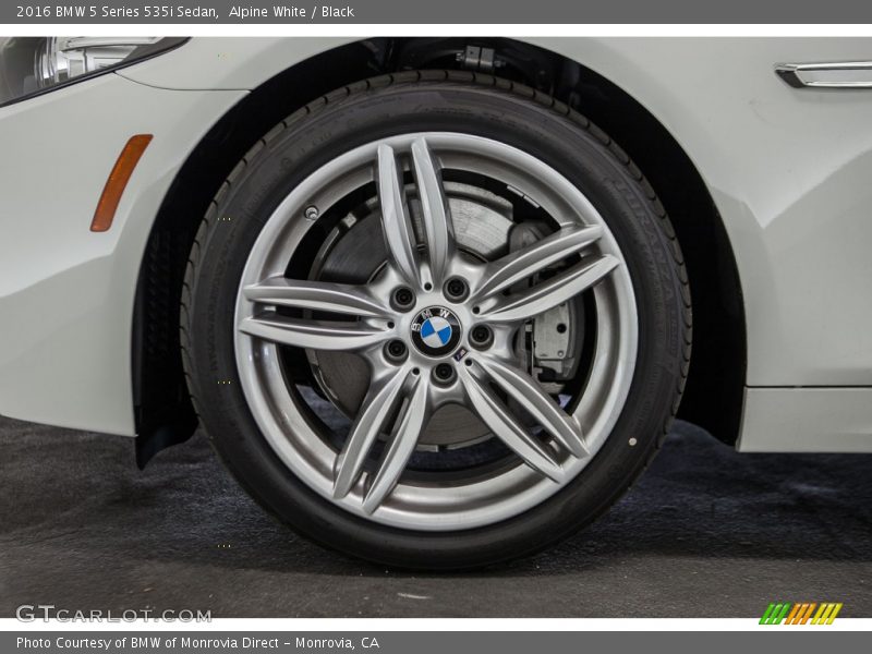 Alpine White / Black 2016 BMW 5 Series 535i Sedan