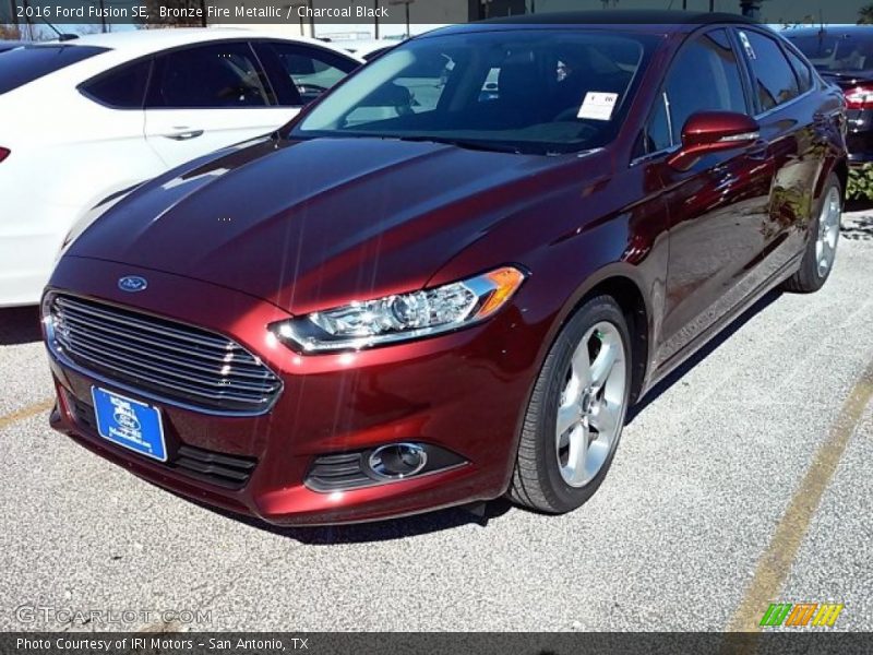 Bronze Fire Metallic / Charcoal Black 2016 Ford Fusion SE