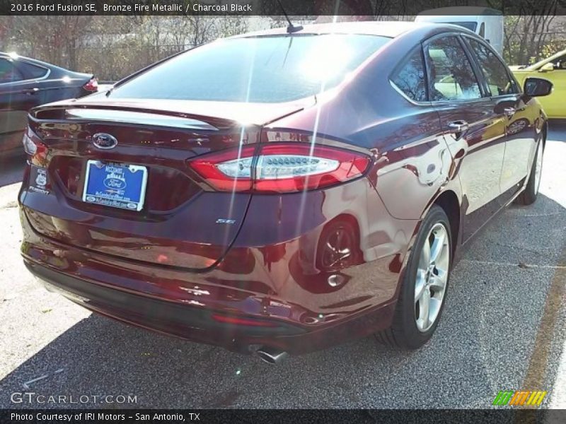 Bronze Fire Metallic / Charcoal Black 2016 Ford Fusion SE