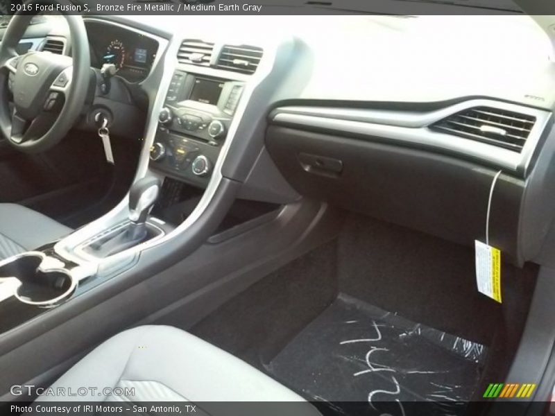 Bronze Fire Metallic / Medium Earth Gray 2016 Ford Fusion S