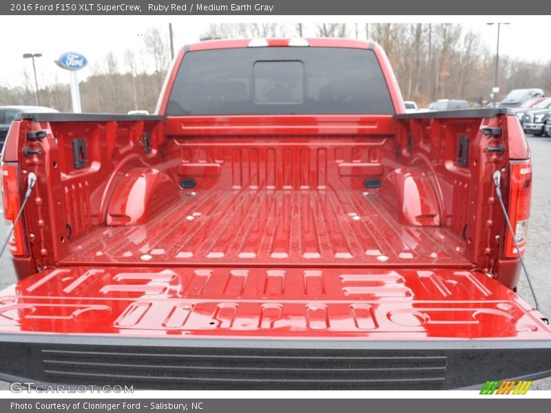 Ruby Red / Medium Earth Gray 2016 Ford F150 XLT SuperCrew