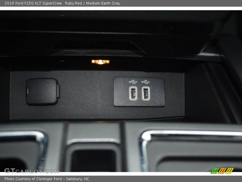 Ruby Red / Medium Earth Gray 2016 Ford F150 XLT SuperCrew