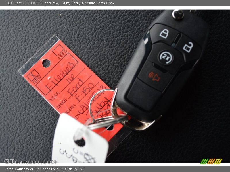 Ruby Red / Medium Earth Gray 2016 Ford F150 XLT SuperCrew